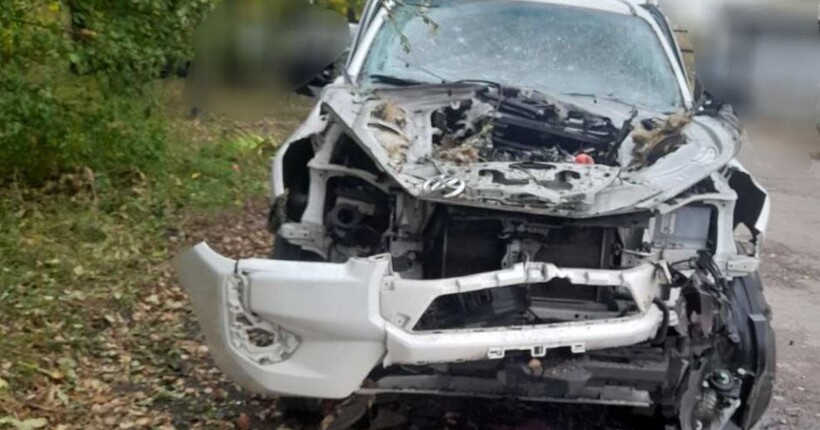 Росіяни дроном атакували бригадний автомобіль енергетиків на Сумщині (фото)