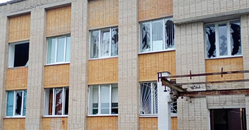 У Сумах через російський обстріл пошкоджено навчальний заклад