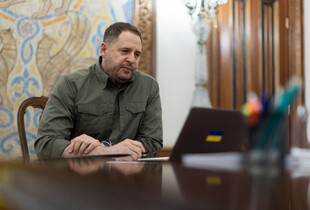 Навіть ХАМАС здатен припинити вогонь, але не Путін, поки що - Єрмак про масовану атаку рф