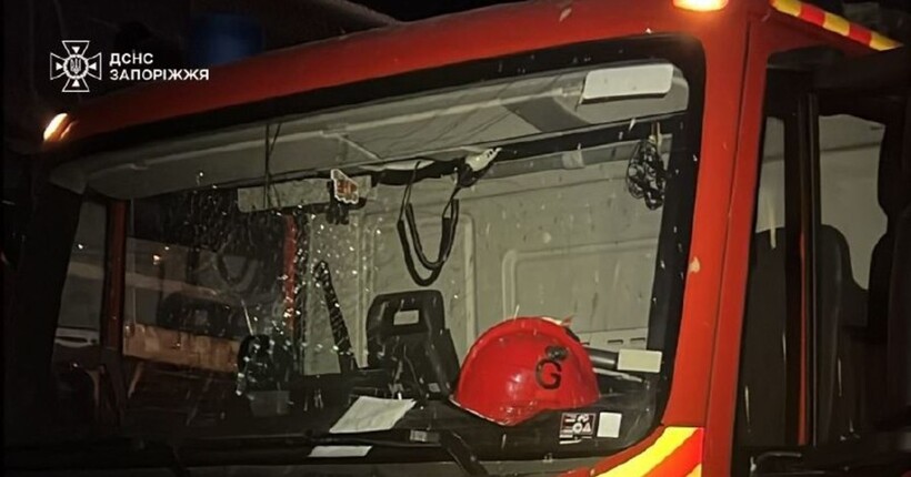 Росіяни завдали повторного удару по рятувальниках, які ліквідовували наслідки атаки у Запоріжжі (фото)