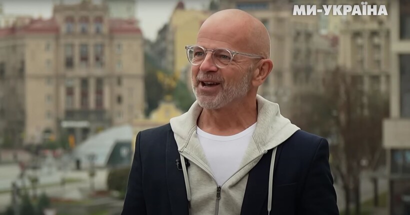 Джин Ловлесс анонсував нову книгу 