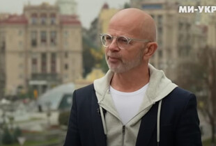 Ловлесс розповів про свої плани під час візиту до Києва та на що підуть кошти від продажу його книги