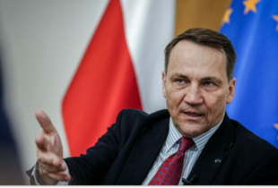 Сікорський: НАТО прискорює планування збиття російських цілей над Україною