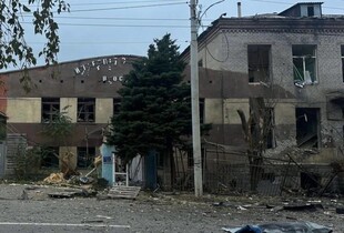 Російські дрони атакували Краматорськ: пошкоджені школа, магазини та адмінбудівлі