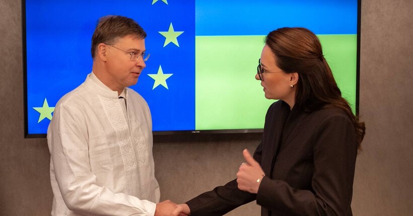 Фінансова допомога та енергетична безпека: Свириденко зустрілася з комісаром ЄС у Вашингтоні