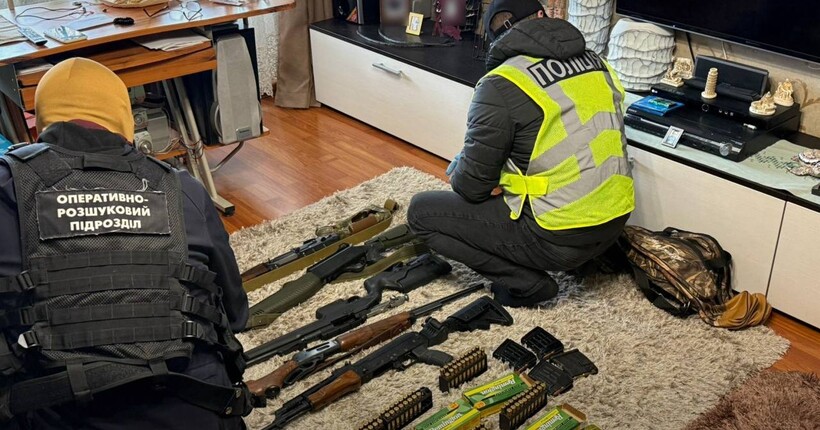 На Буковині викрили схему втечі за кордон: у справі замішаний заступник мера