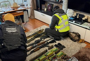 На Буковині викрили схему втечі за кордон: у справі замішаний заступник мера
