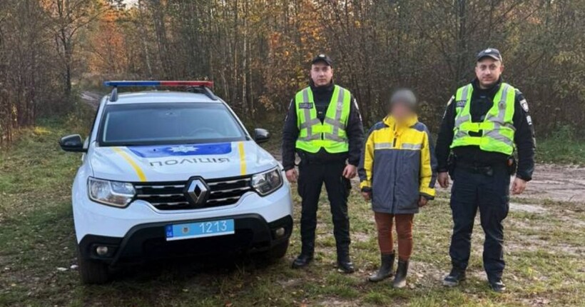 На Житомирщині розшукали жінку, яка майже добу блукала в лісі