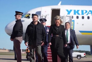 Зеленський прибув із візитом у Вашингтон (відео)