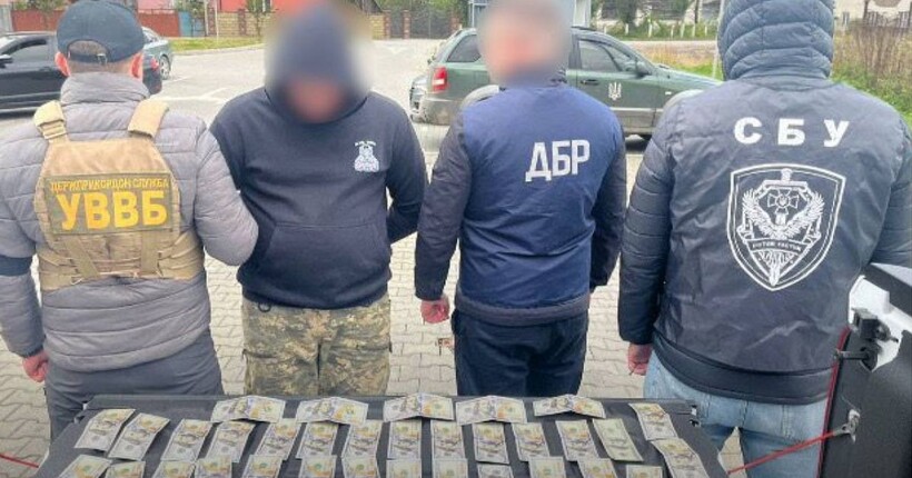 На Закарпатті викрили прикордонника, який допомогав з контрабандою сигарет