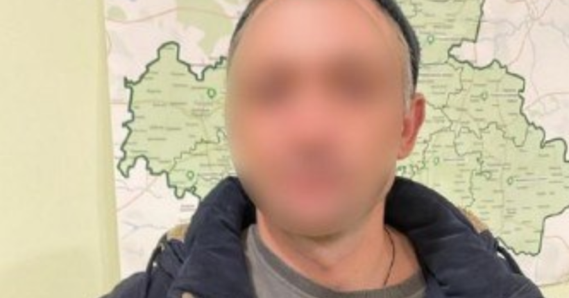 На Львівщині чоловік під час конфлікту жорстоко побив і поранив ножем односельця
