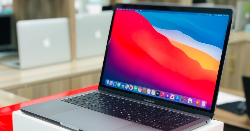 Apple вперше випустила MacBook Pro без зарядки: кого це торкнеться