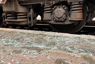 У Сумах через удари дронами пошкоджено вокзал та вагони