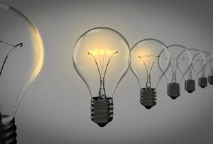 В окремих областях України застосовані аварійні відключення електроенергії