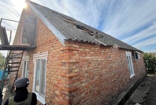 Ворог атакував Дніпропетровщину FPV-дронами та артилерією: є постраждалі та руйнування