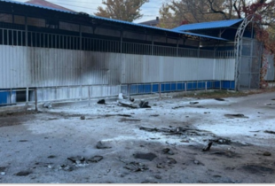 Внаслідок нічної атаки дроном на Слов'янськ пошкоджено дитячий садок