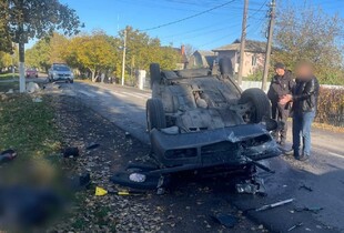 На Одещині п'яний водій на смерть збив жінку на узбіччі (фото)