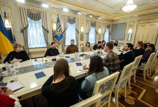 Якщо Україна проковтне погане територіальне рішення, далі вирішуватимуть без нас – Зеленський