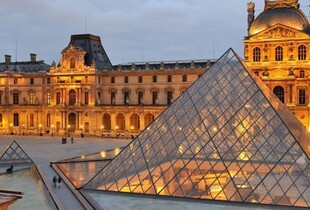 Пограбування Лувру: газета Le Parisien оприлюднила фото викрадених коштовностей