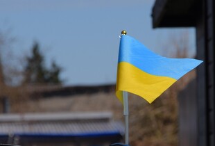 Дедалі більше українців вважають, що США тиснуть на Україну для несправедливого миру – КМІС