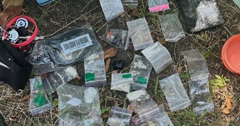 У Києві судитимуть чоловіка та жінку, які на Троєщині розкладали 