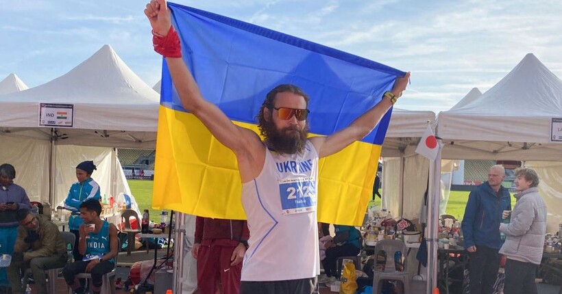Військовослужбовець ЗСУ виграв чемпіонат світу з добового бігу