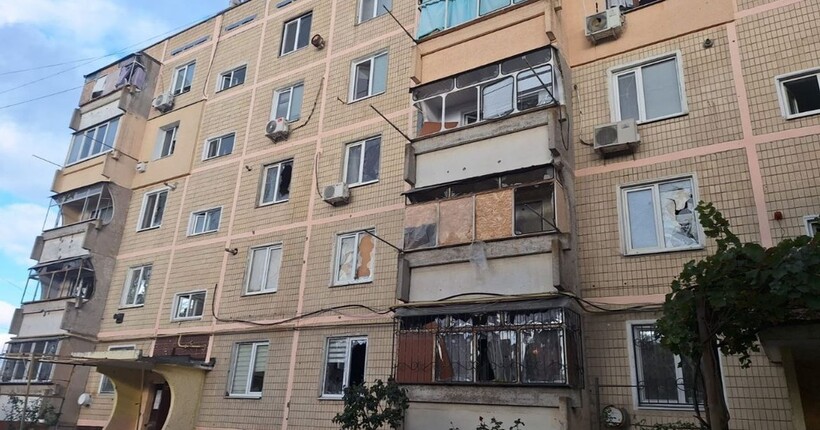 Росіяни били по Дніпропетровщині КАБами, дронами та артилерією: є поранені та пошкодження (фото)