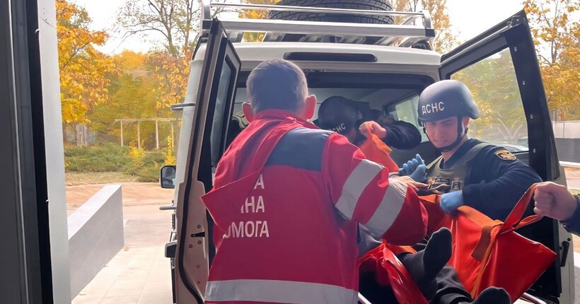 Армія рф била по Дніпропетровщині артилерією, дронами та КАБами: в ОВА розповіли про наслідки