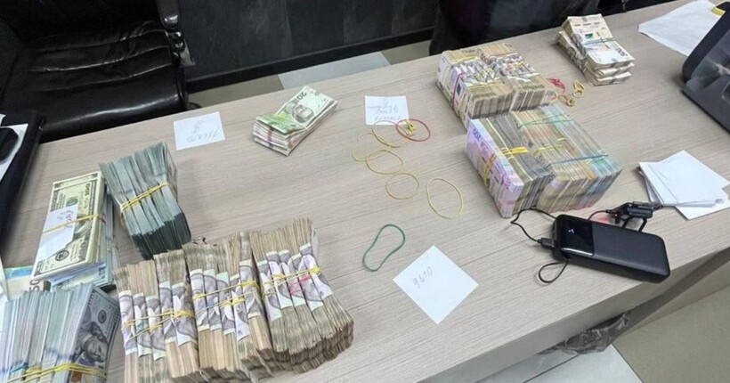 Правоохоронці викрили депутата Полтавської міськради, який приховав 200 млн грн у криптовалюті