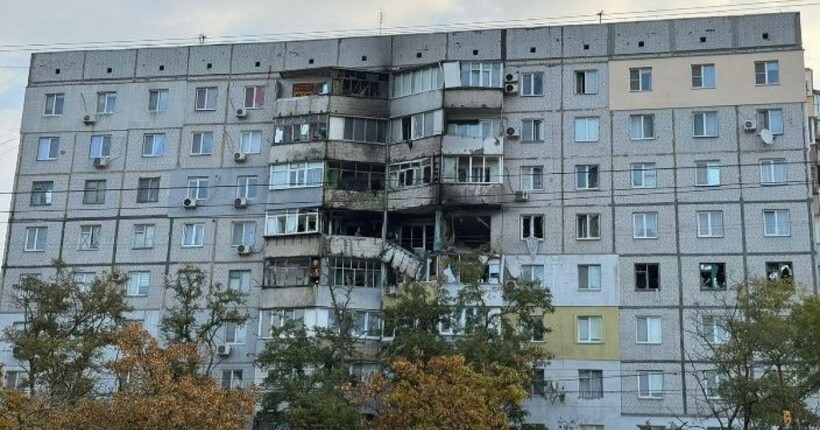 Масований обстріл Херсона: загинули дві жінки, поранено 24 цивільних, серед них троє дітей