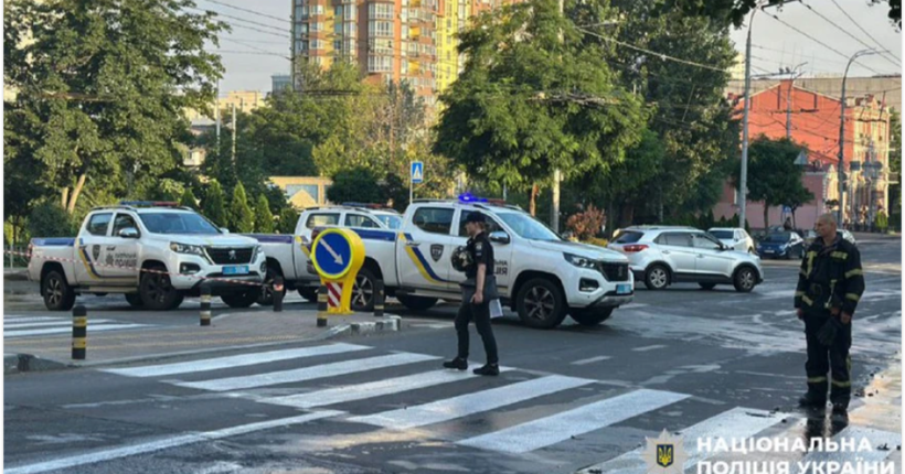 У Києві перекрили вулиці після нічної ракетної атаки