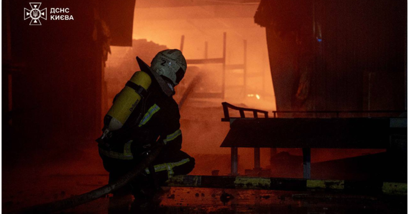 Від ранкової атаки на Київ загинула людина, кількість постраждалих зросла до десяти