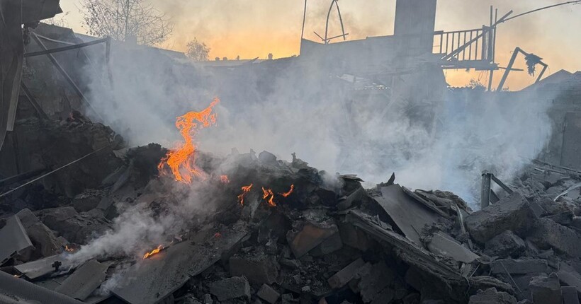 Загарбники 16 разів обстріляли два райони Донеччини: чотири людини загинуло
