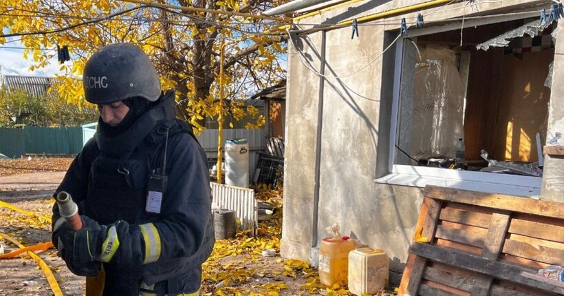 Ворог обстрілював райони Дніпропетровщини: від початку доби є зруйновані будинки та інфраструктура
