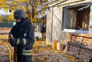 Ворог обстрілював райони Дніпропетровщини: від початку доби є зруйновані будинки та інфраструктура
