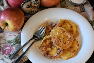 Три смачні рецепти з гарбуза: оладки, панкейки і драники