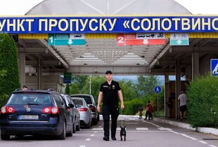 ДПСУ обмежила рух транспорту через пункт пропуску 