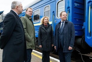 Очільник МЗС Нідерландів Девід ван Віл прибув до Києва