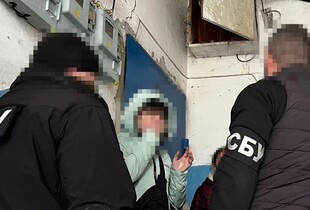 Під виглядом прибиральниці шпигувала в оселях українських воїнів: СБУ викрила агентку
