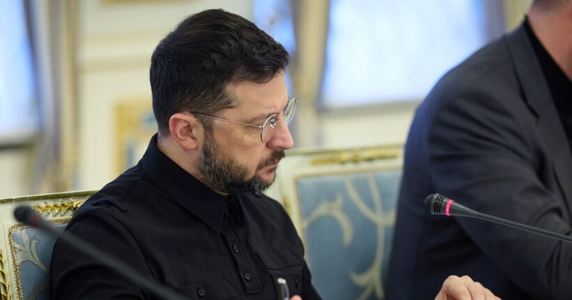 Зеленський повідомив, коли може стартувати експорт української зброї