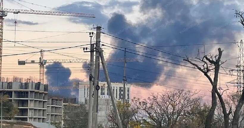 Вибухи в Криму: дрони атакували нафтобазу, біля Сімферопольської ТЕЦ вирує пожежа