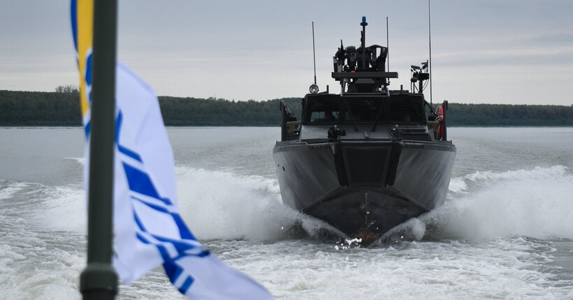ВМС отримали нові катери Combat Boat 90 (фото)