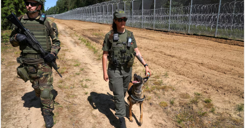 Литва продовжила закриття кордону з Білоруссю до кінця листопада через метеокулі контрабандистів
