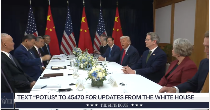 Трамп і Сі Цзіньпін провели переговори в Південній Кореї