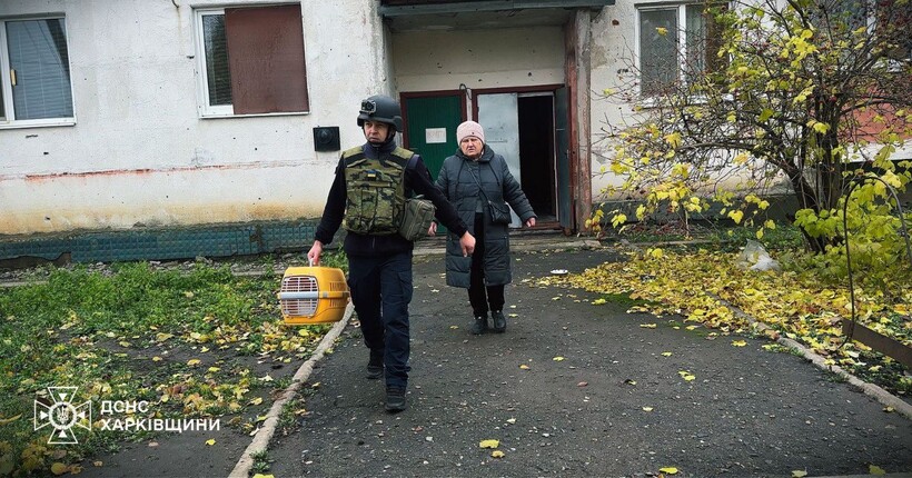 Рятувальники евакуювали людей та кота з Куп’янська і Золочівської громади - ДСНС