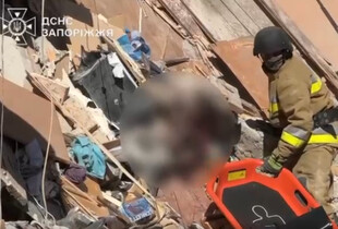 Аварійно-рятувальні роботи у 5-поверхівці в Запоріжжі завершені: у ДСНС розповіли, скільки людей загинуло (відео)