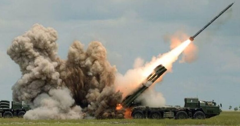 Росіяни за добу обстріляли майже пів сотні міст і сіл Херсонщини: є загиблий і поранені