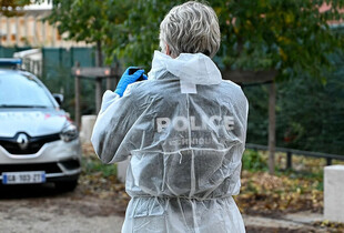 Вибухівка та автомати Калашникова: у Франції пограбували лабораторію на €12 млн