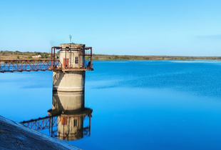 Біля окупованого Маріуполя висихає ще одне водосховище