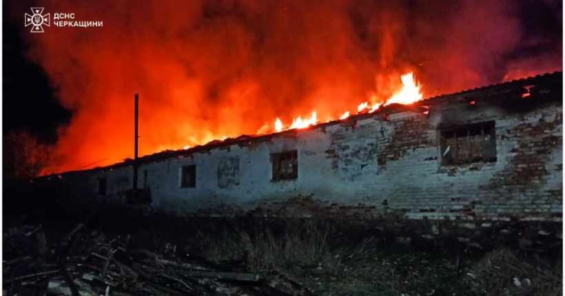 Харківщина під обстрілами: уражено чотири населені пункти, двоє поранених